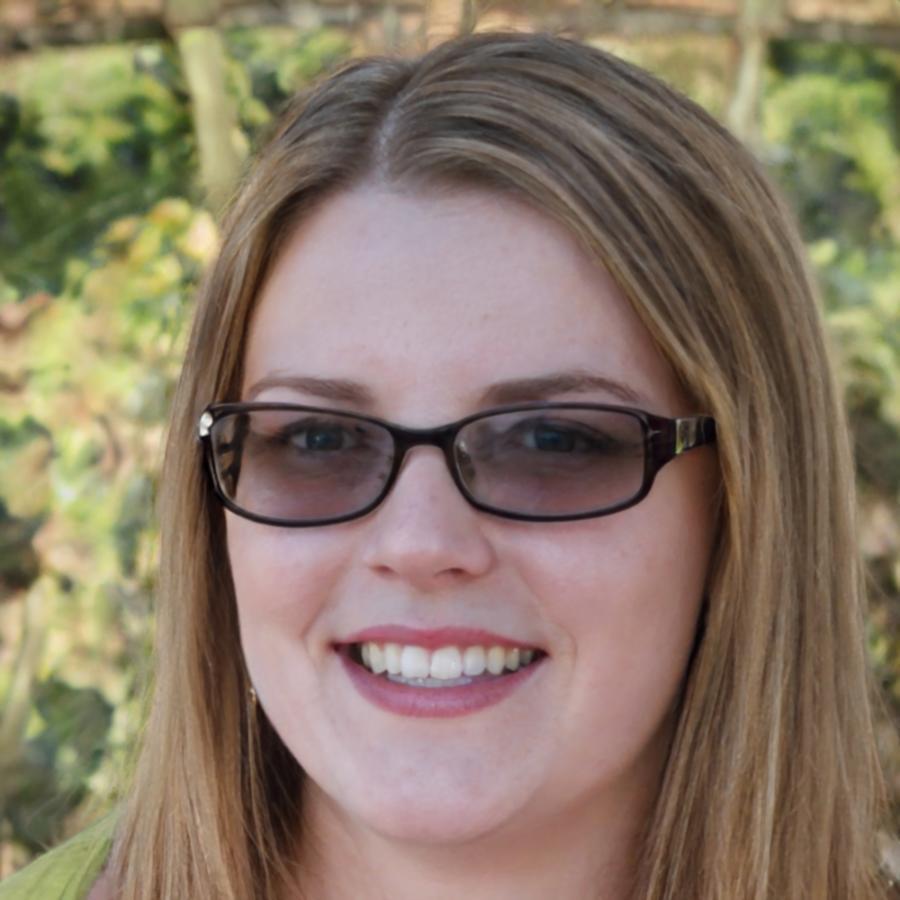 Sarah Mitchell - Senior Financial Educator